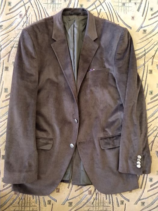 Три піджаки 50 розміру (обмін)