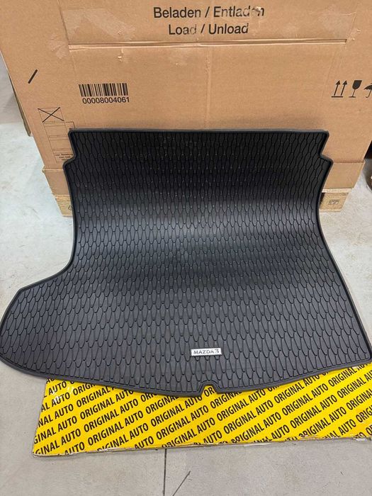 Килимок в багажник Mazda 3 BP Sedan 2018 - 2025 гумовий Новий Оригінал