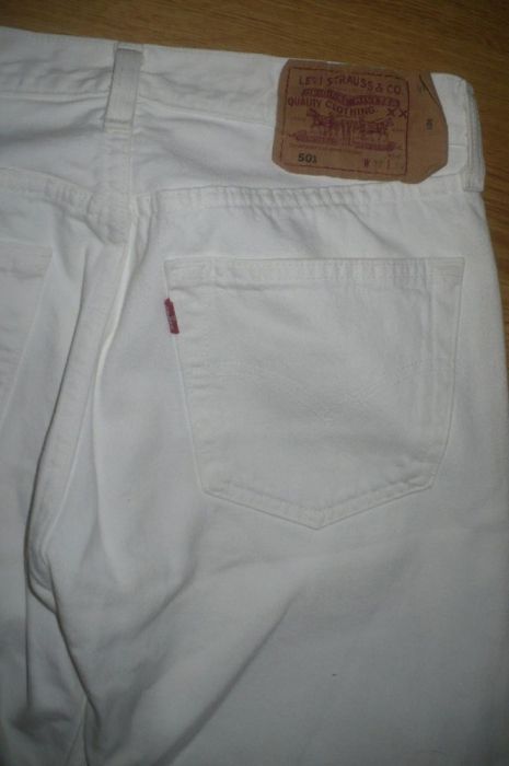 Spodnie Jeans młodzieżowe roz M, L, W32L34 i W30L34 * Levis 501