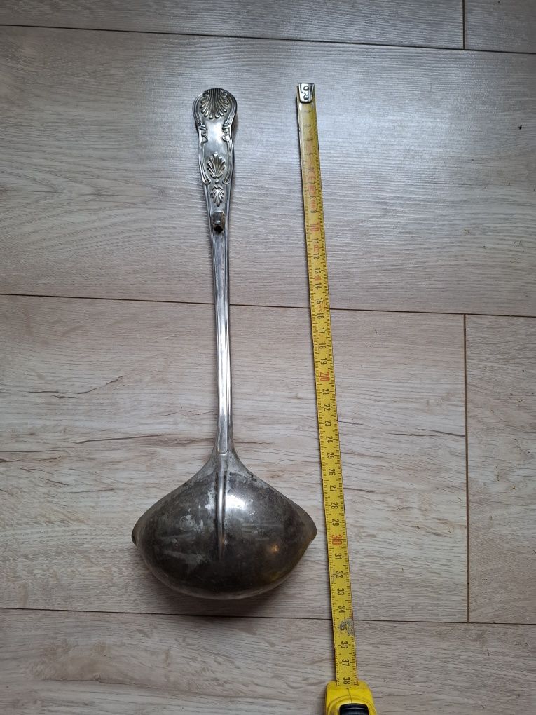 Stara duża chochla, łyżka wazowa, do sosów