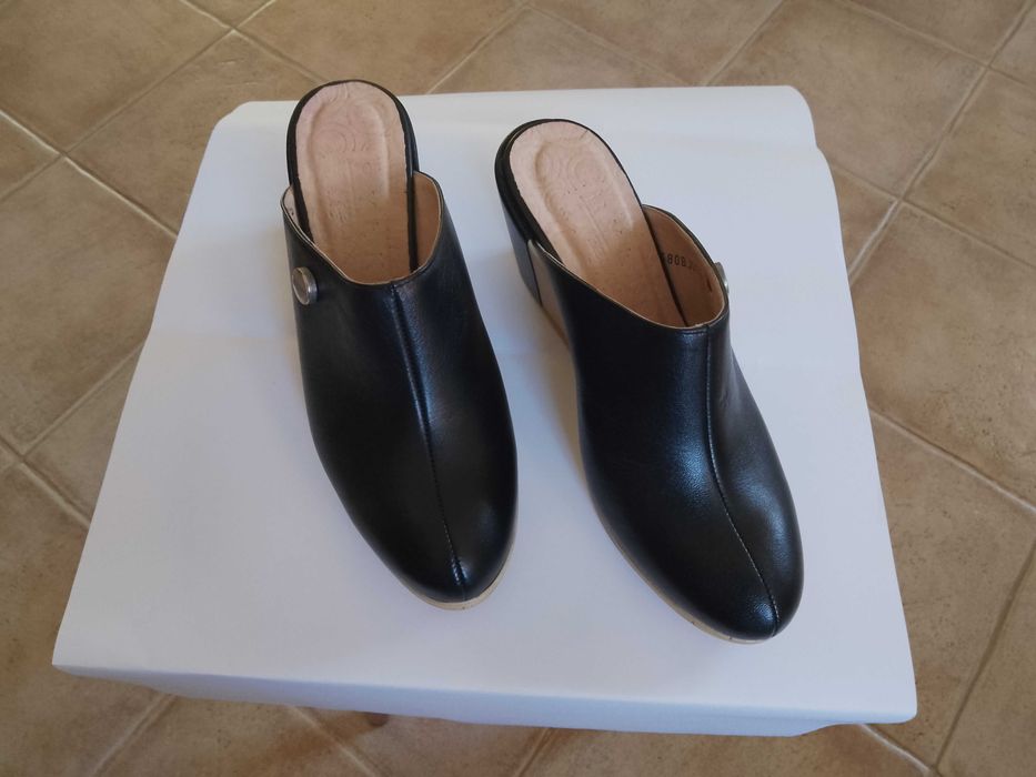 Ryłko klapki na koturnie 36 skóra naturalna NOWE