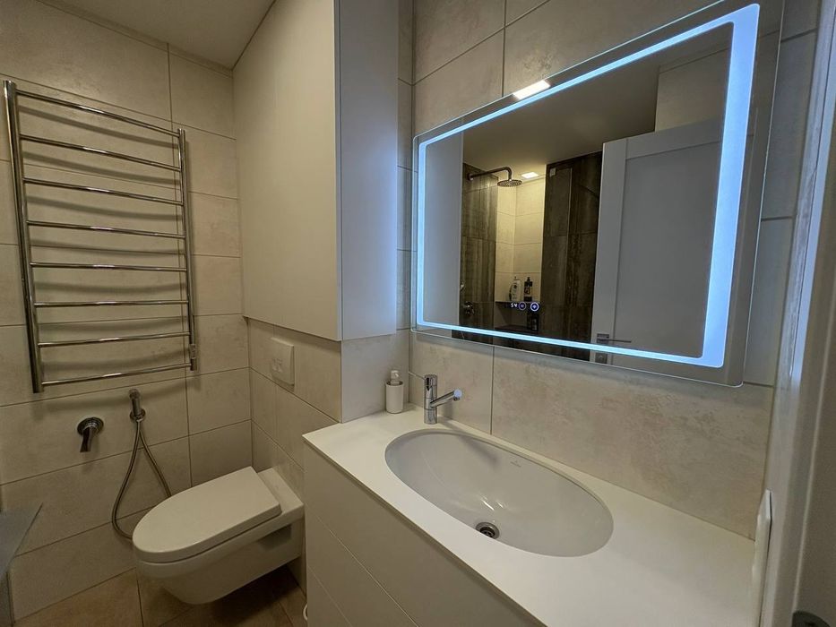 # Розкішна квартира в самому Центрі міста