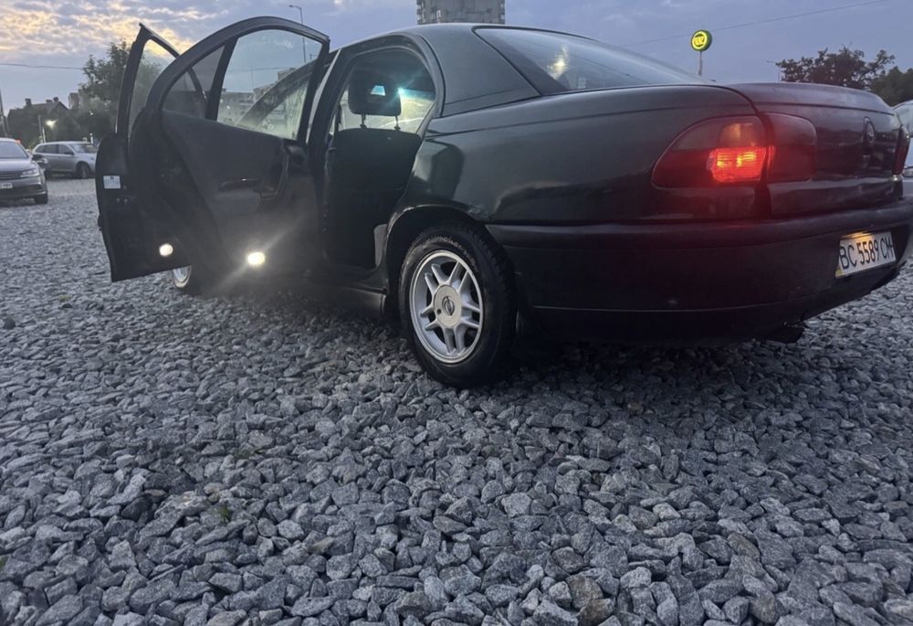 Продається авто Opel Omega