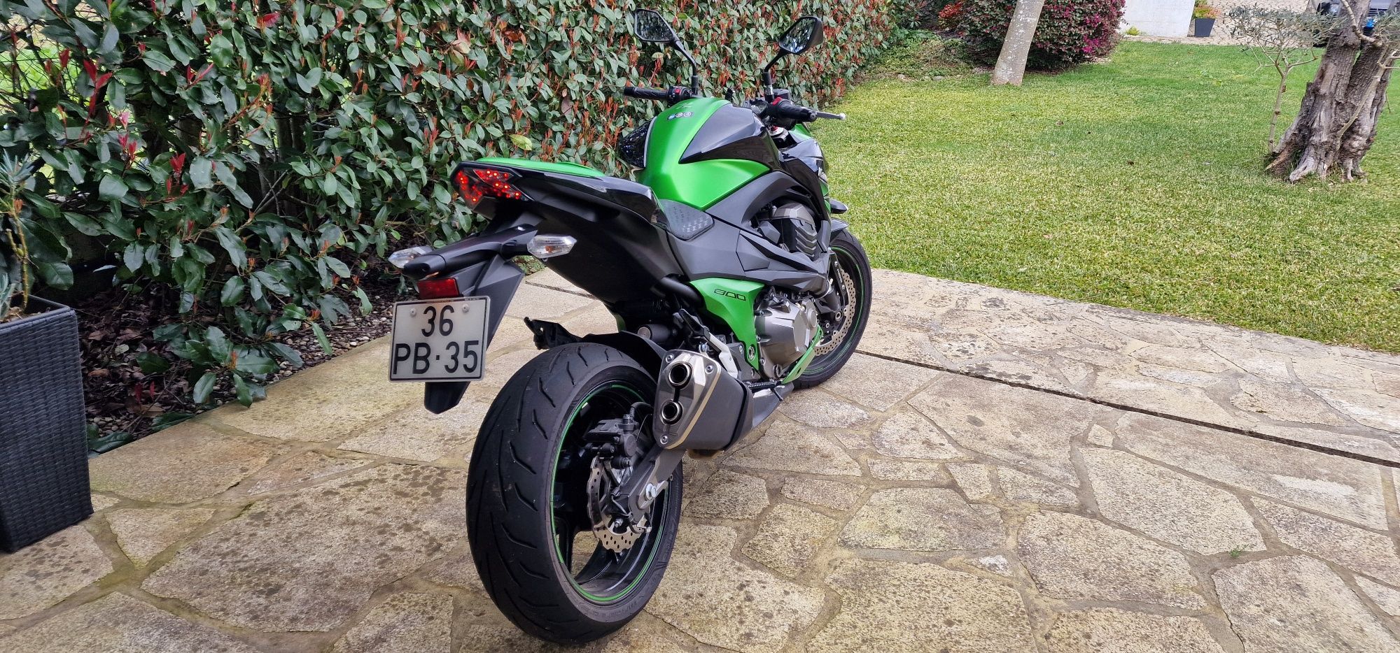 (COMO NOVA) Kawasaki Z800 - 6.800KMS
