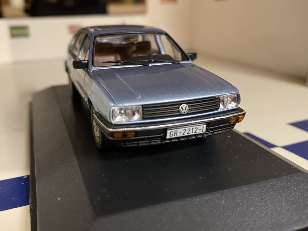 Volkswagen Passat B2 1985 escala 1:43