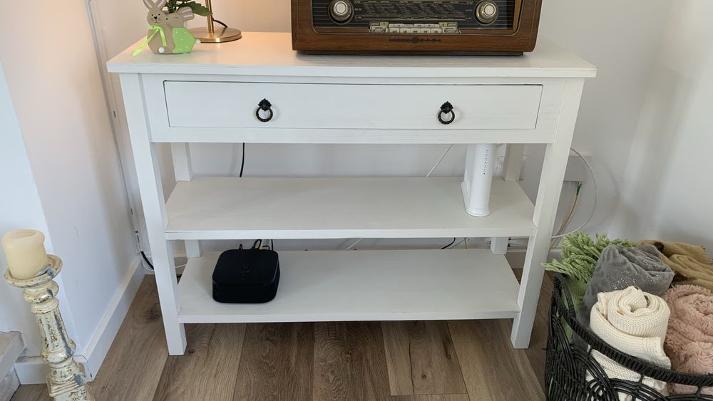 Consola branca com gaveta