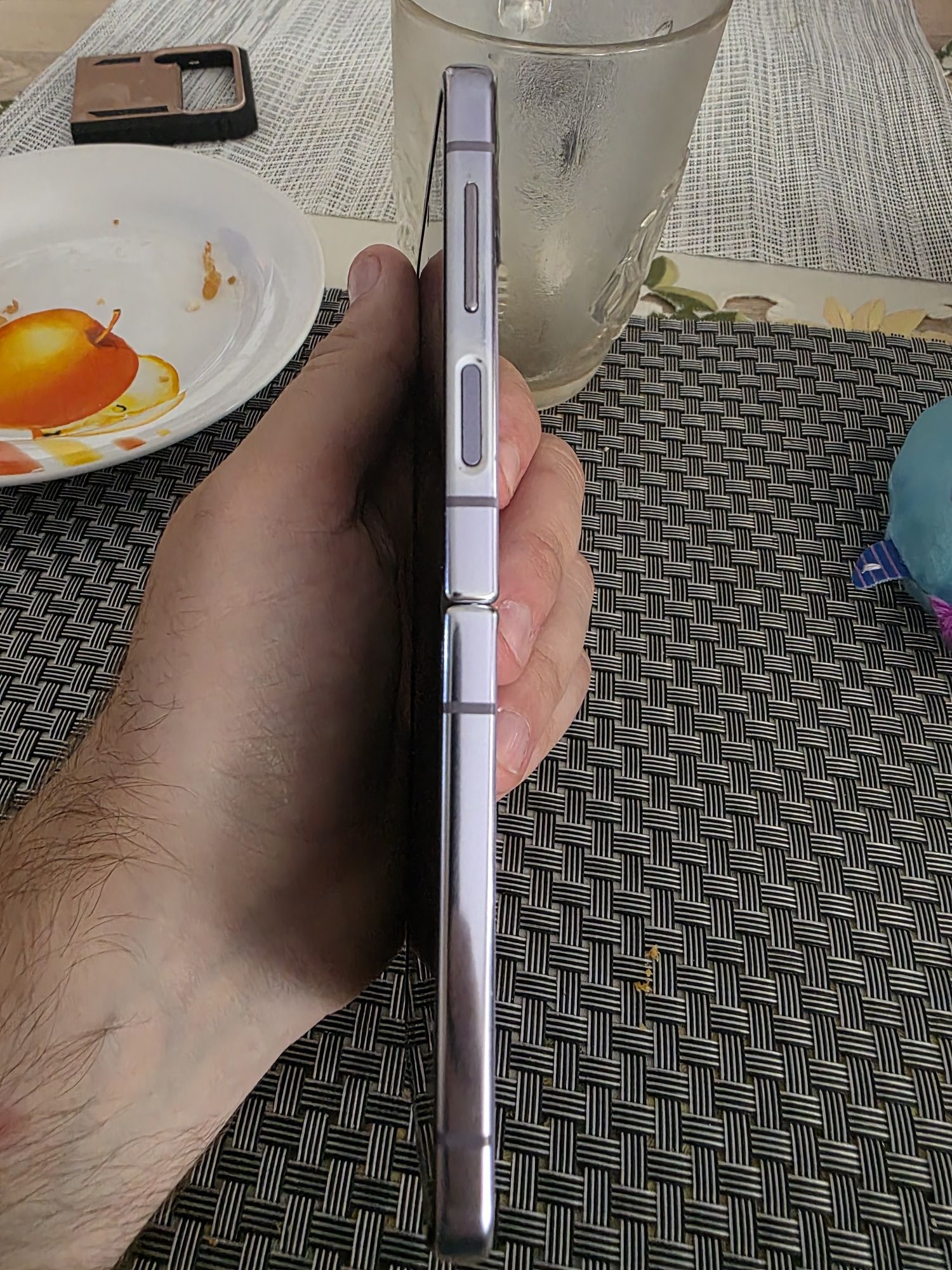 Samsung  Z Flip 4 8GB/256Gb