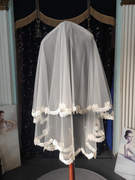 РАСПРОДАЖА испанской эксклюзивной кружевной фаты