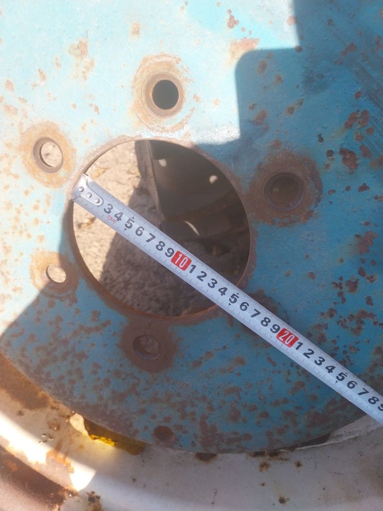 Landini Koła,  Felgi R 30 16.9,