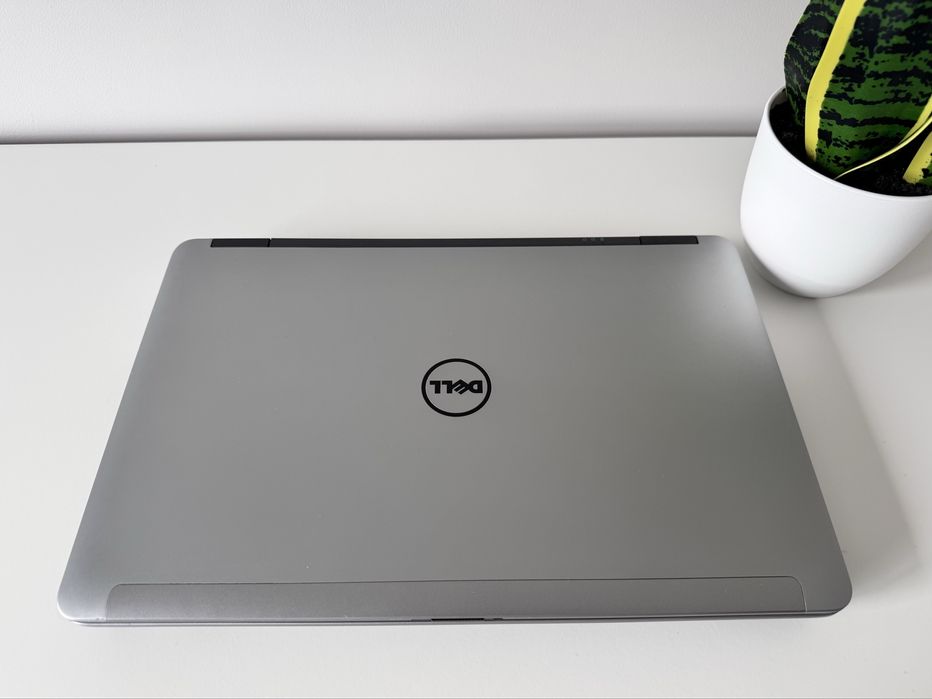 Ноутбук DELL Latitude E6540 15.6" i7-4800MQ HD8790m 8GB 240SSD 500HDD