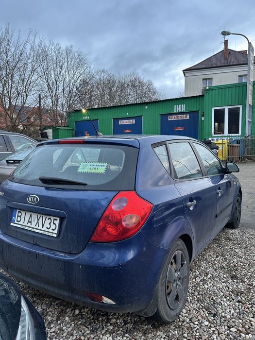 Kia ceed 2007 uszkodzony silnik