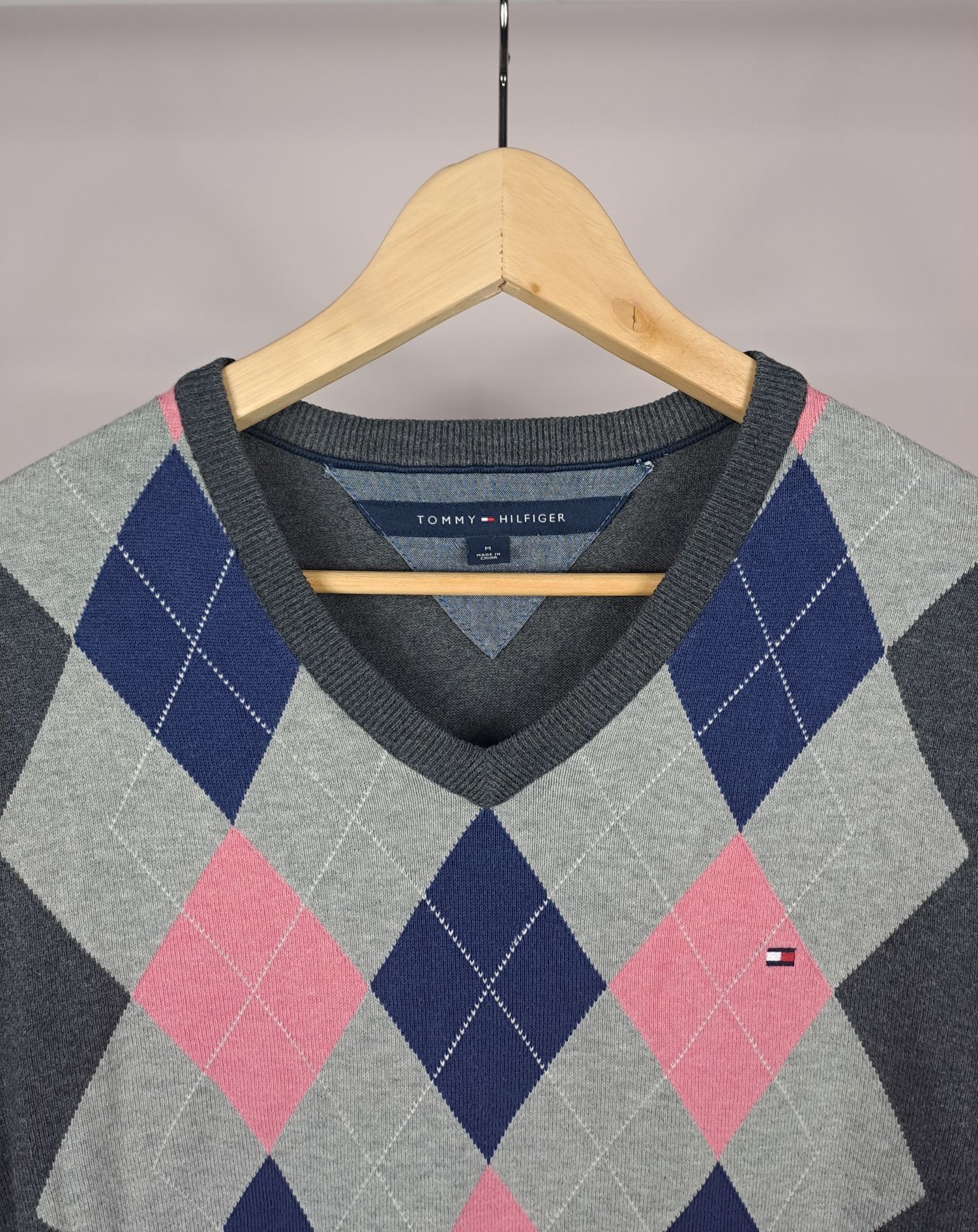 Tommy Hilfiger elegancki męski sweter w romby bawełna 100% r.M