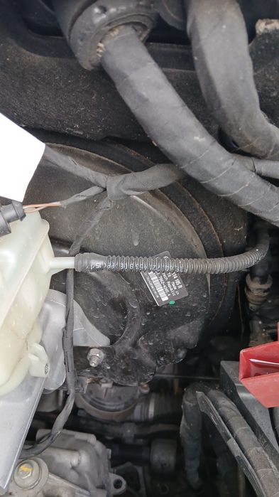 Servofreio AUDI TT (8J3)