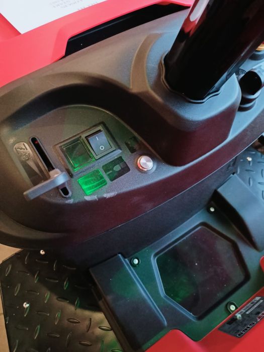 Nowy Traktor kosiarka HECHT