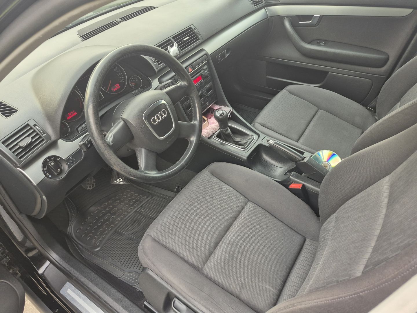 Audi A4 b7 1.6 MPI