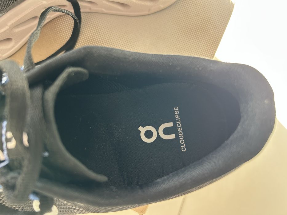 Ténis Oncloud Eclipse 42