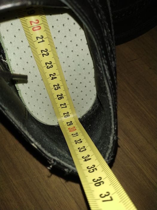 Мужские натур.кожаные, осенние туфли.  45 размер. Стелька 28 см.  Нату