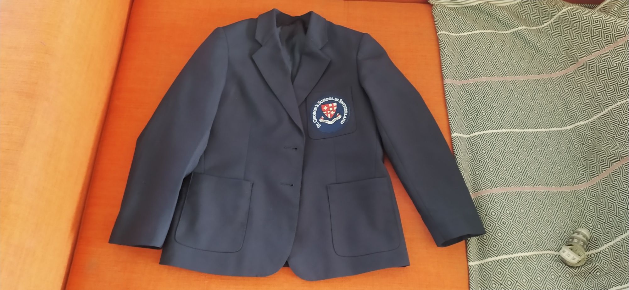 Піджак пиджак темно-синій 128-134 . Гарний стан шкільна форма