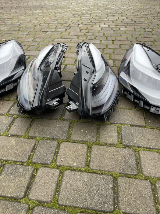 Фари Tesla Model Y 3 лінза права і ліва