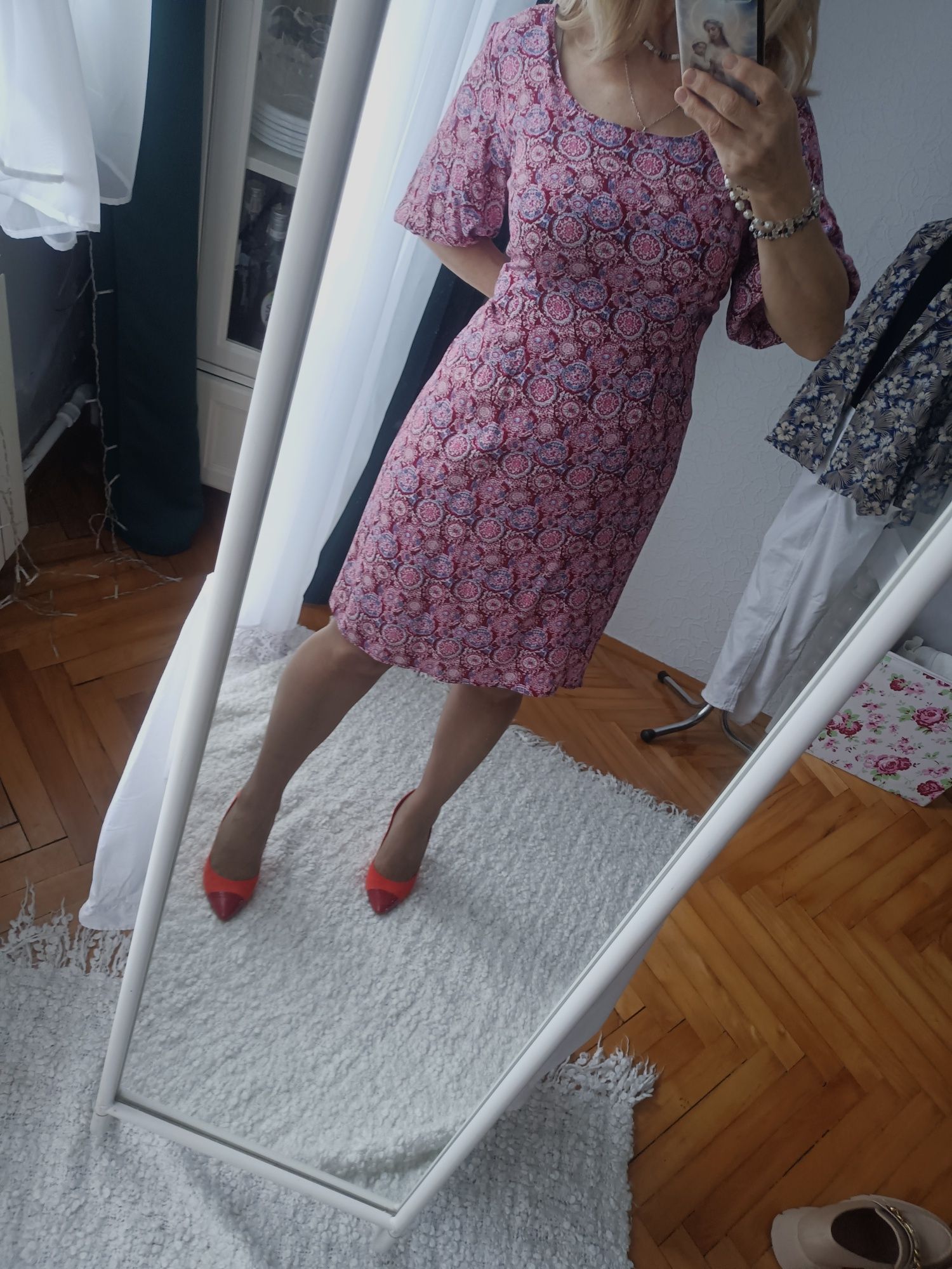 Sukienka wiosenna letnia roz L firmy B.young