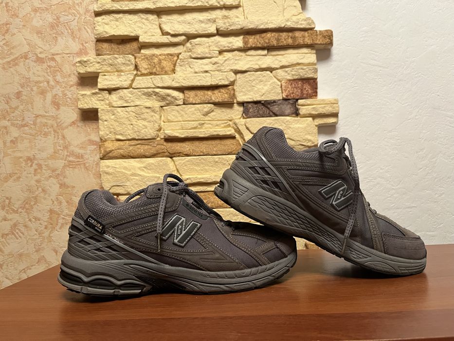 Кроси зимові new balance розмір 41