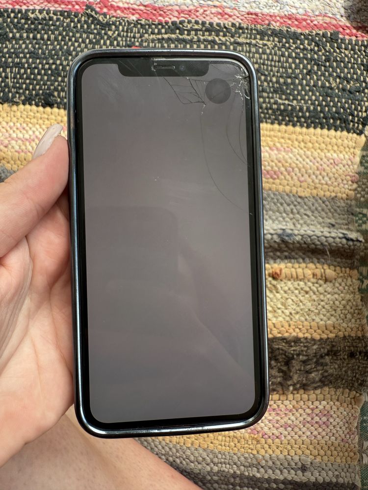 Продам Iphone 11 pro 256 gb