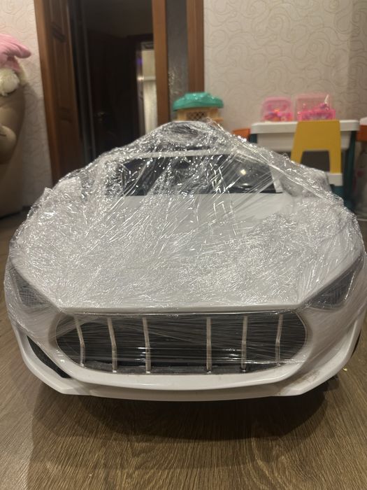 Продам дитячий автомобіль на радіокеруванні