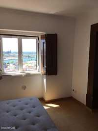 Single Room with river view in Coimbra