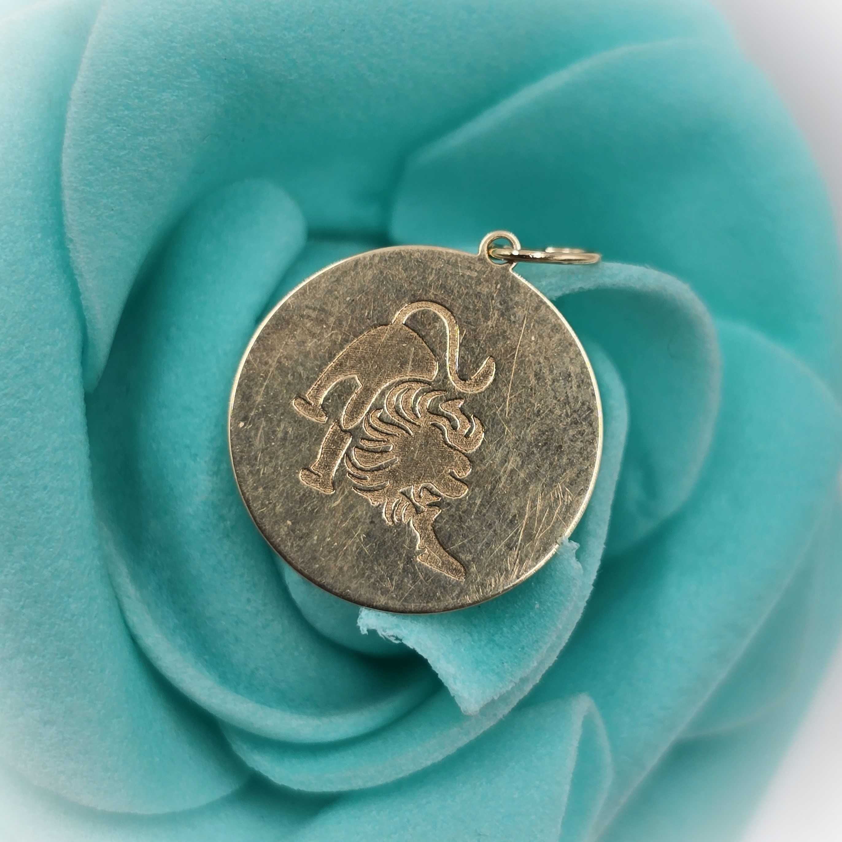 Złota Przywieszka APART Znak Zodiaku LEW Próba 750 18K 0,63g 1,5cm