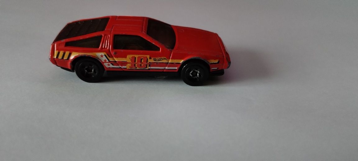 Hot wheels dcm delorian