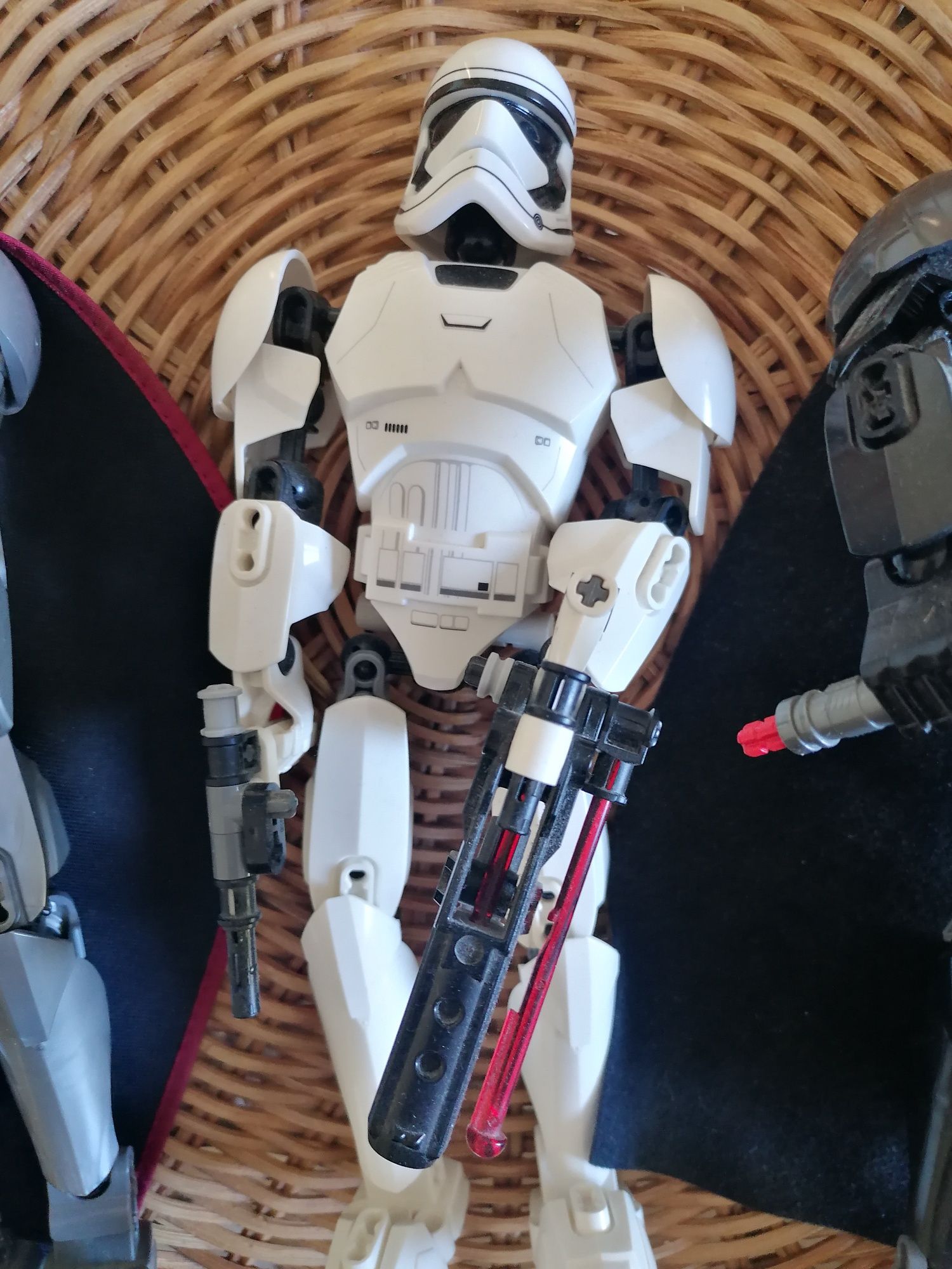 Figuras Star Wars Darth Vader- Stormtrooper- Captain Phasma