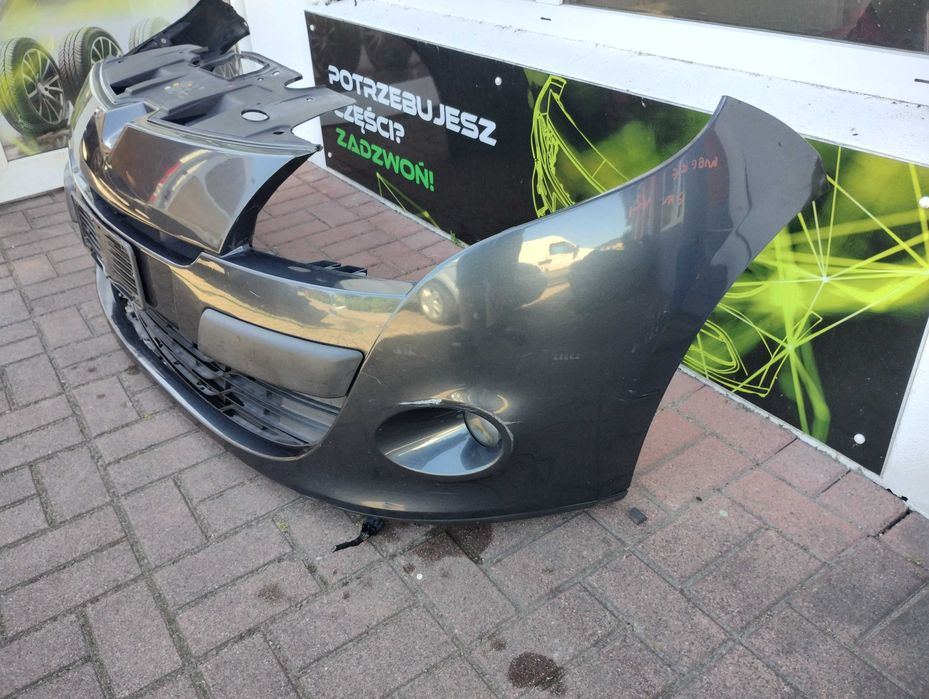Zderzak przedni Renault Megane III