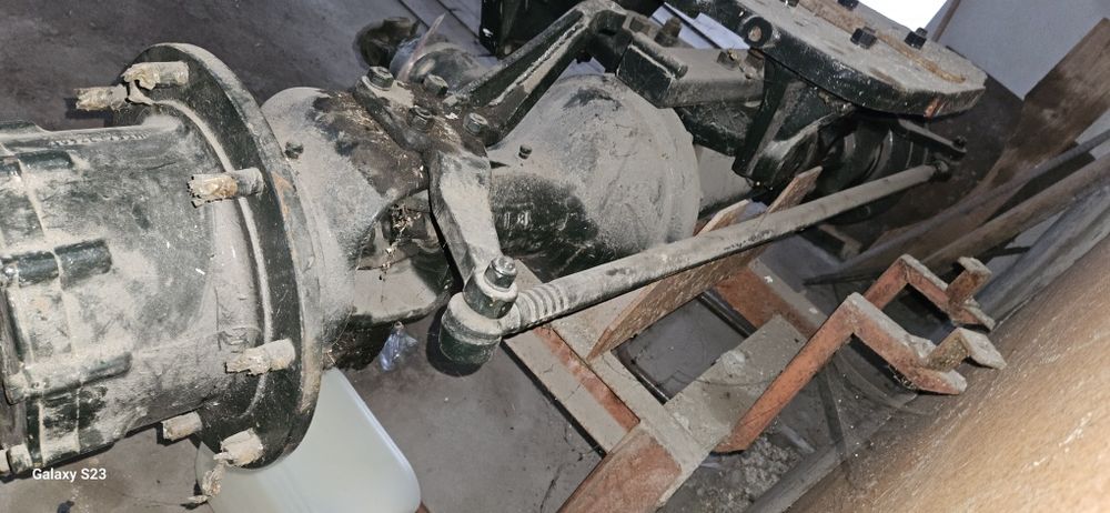 Przedni napęd do traktora