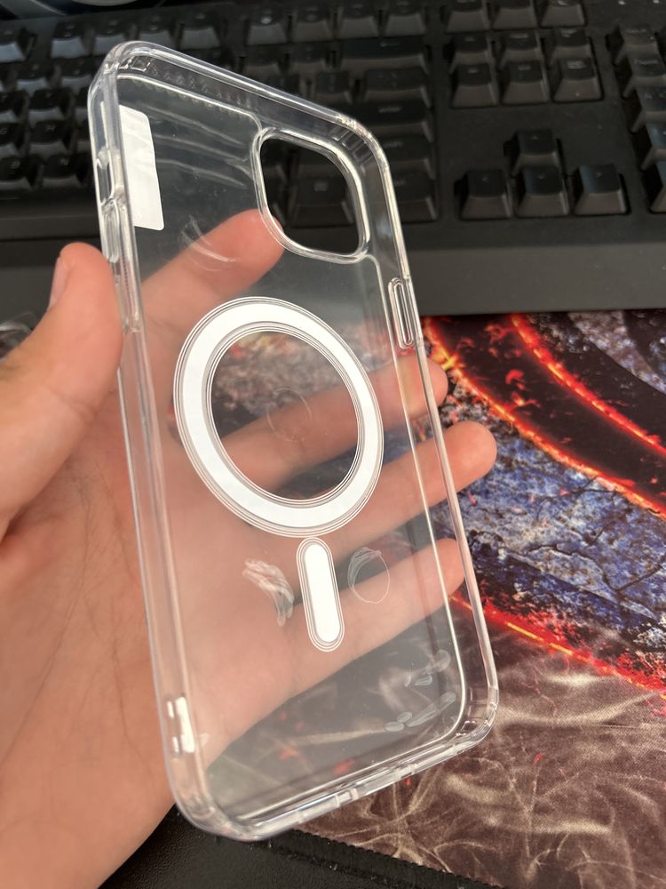 Etui IPhone 14 plus magsafe