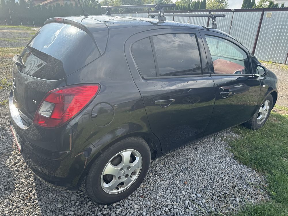 Opel Corsa D 1.4 sprawny do jazdy