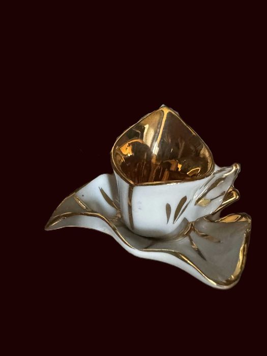 3 chávenas miniaturas de coleção