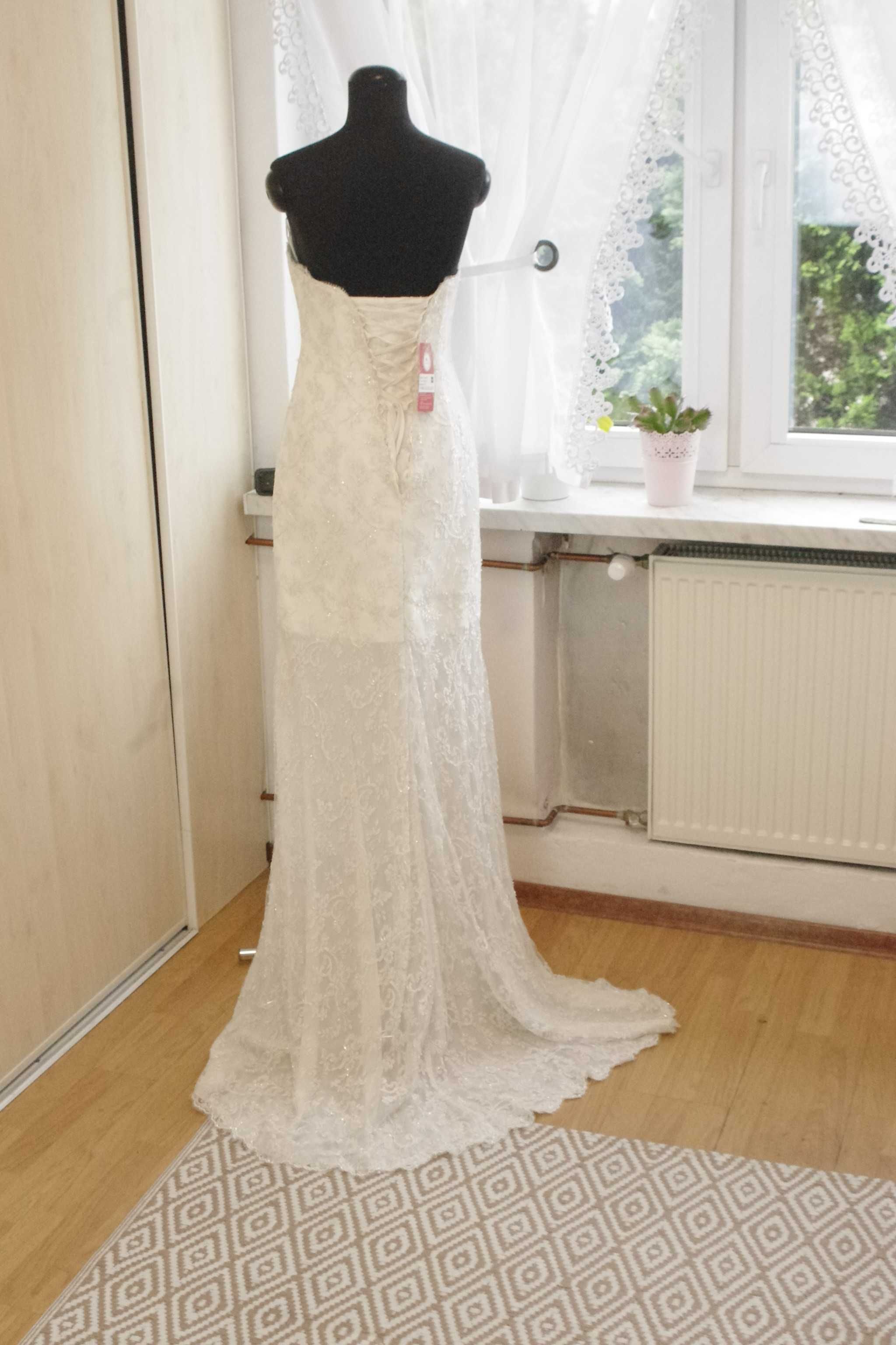 Wyjątkowa Biała Suknia Ślubna 40 L Długi Tren Koronka koktajlowa boho