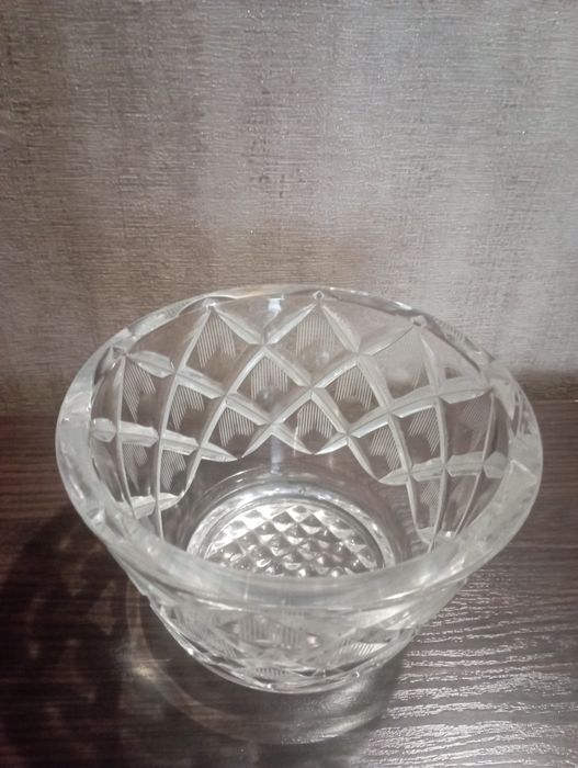 Кришталевий салатник