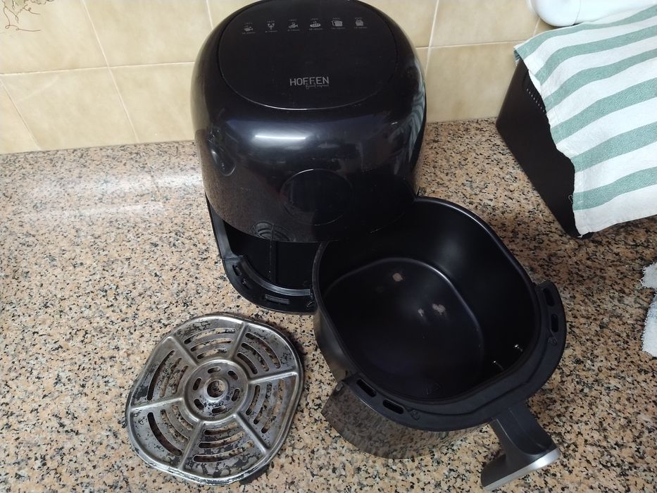 Fritadeira Air Fryer da marca Hoffen casa quarto apartamento vivenda.