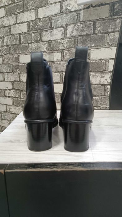 Ботинки женские 36.5 размер