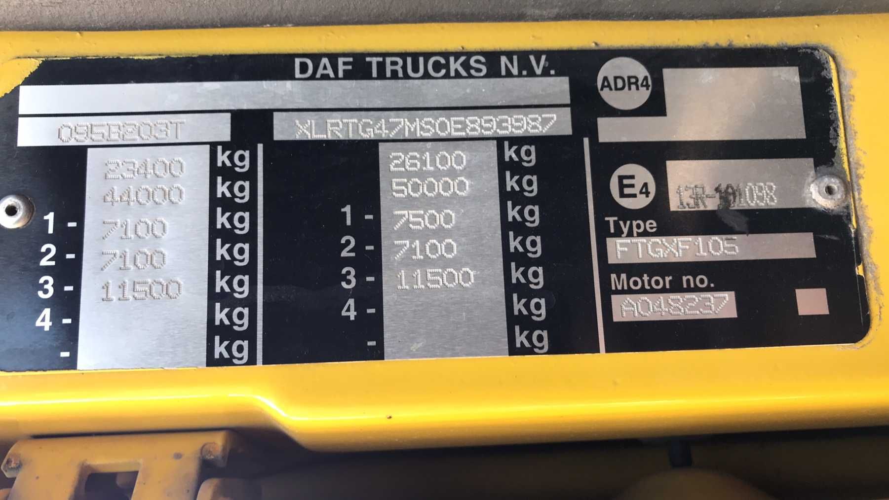 Сідельний тягач DAF XF 105.460 6х2 Розмитнений Євро 5 правий руль