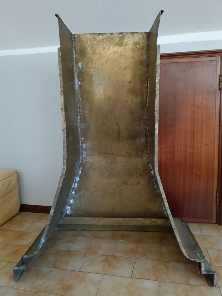 Chaminé em latão