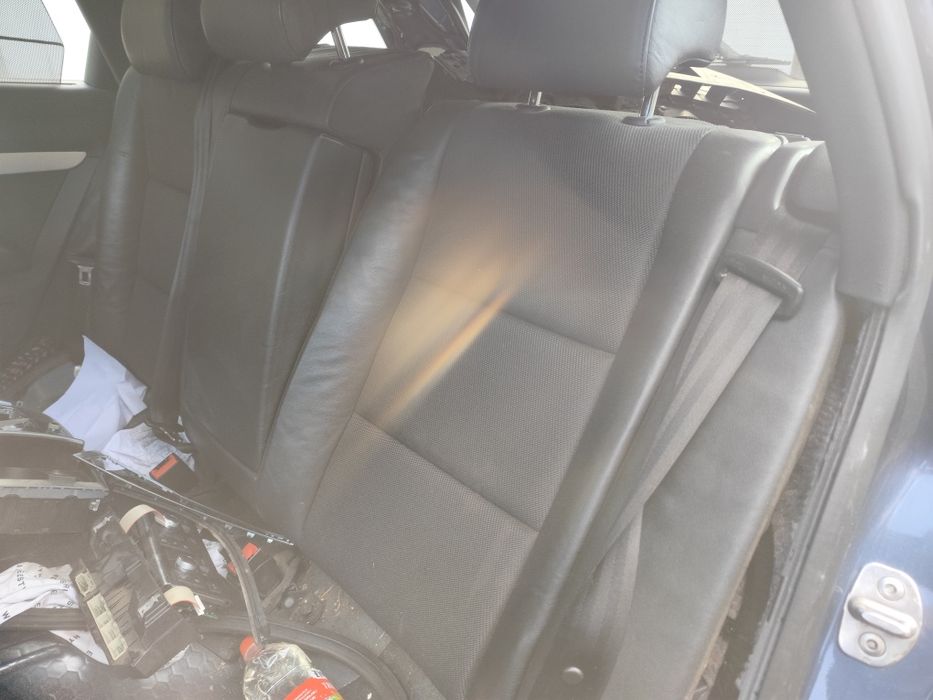 Audi A6 C6 kombi fotele S-Line półskory kubełkowe podłokietnik