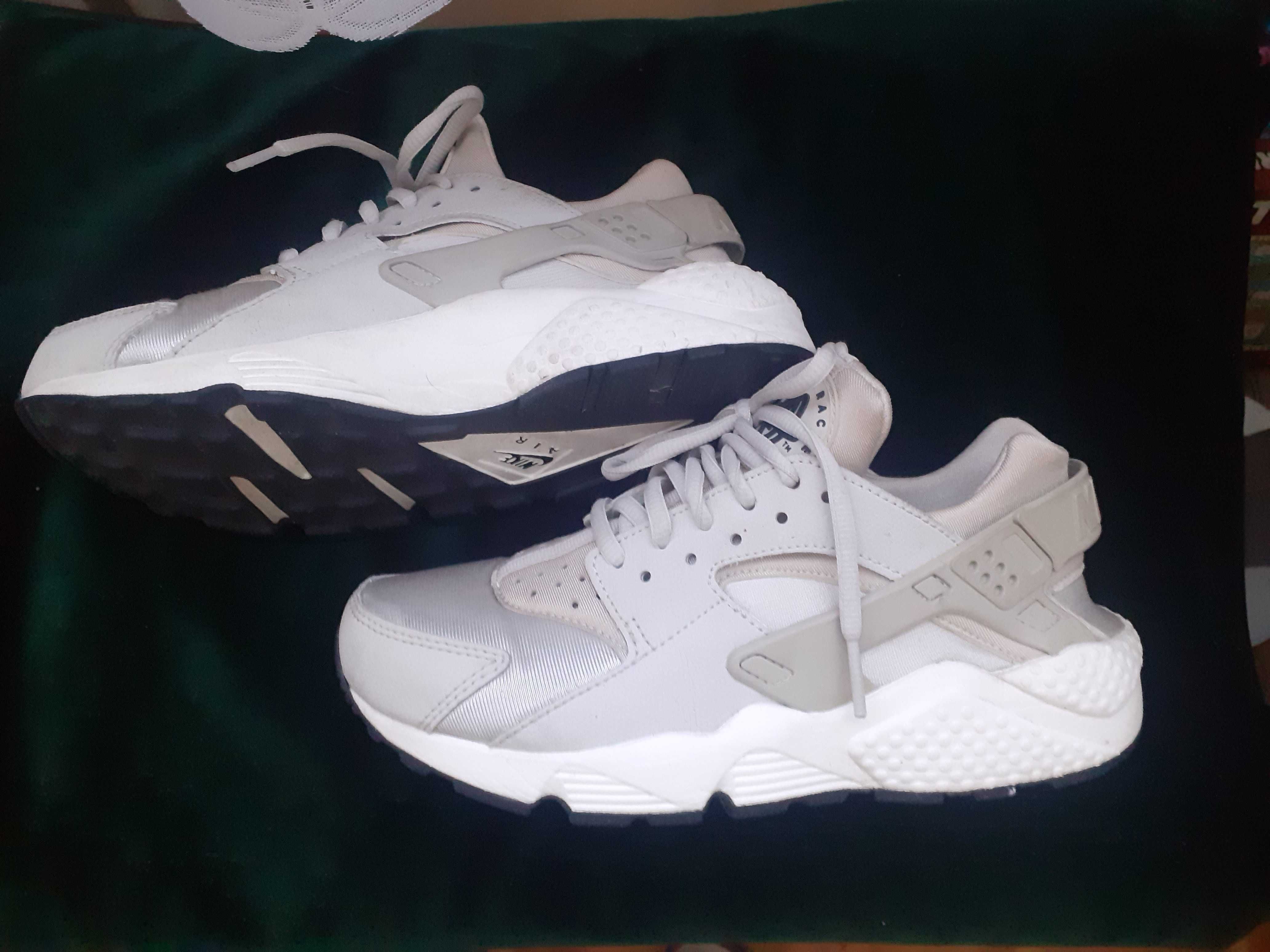 Buty Nike Air Huarache 37.5