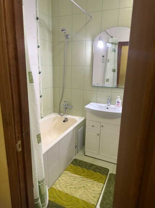 3-к Метро Деміївська. 117 м2. Сапер-Слобід. 22. Поверх 5. Леруа Мерлен