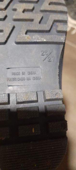 Botas de borracha em bom estado
