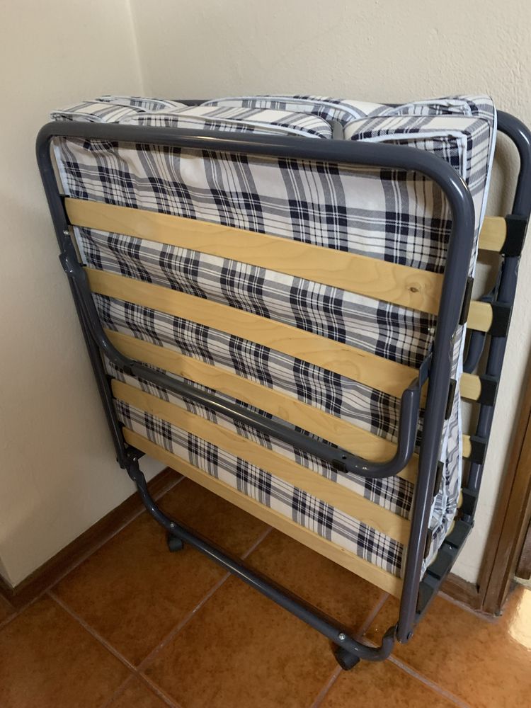 Diva/cama como novo!