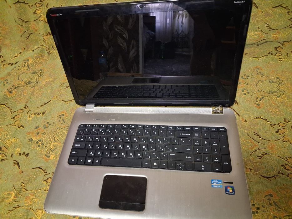 Ноутбук HP Pavillion dv7