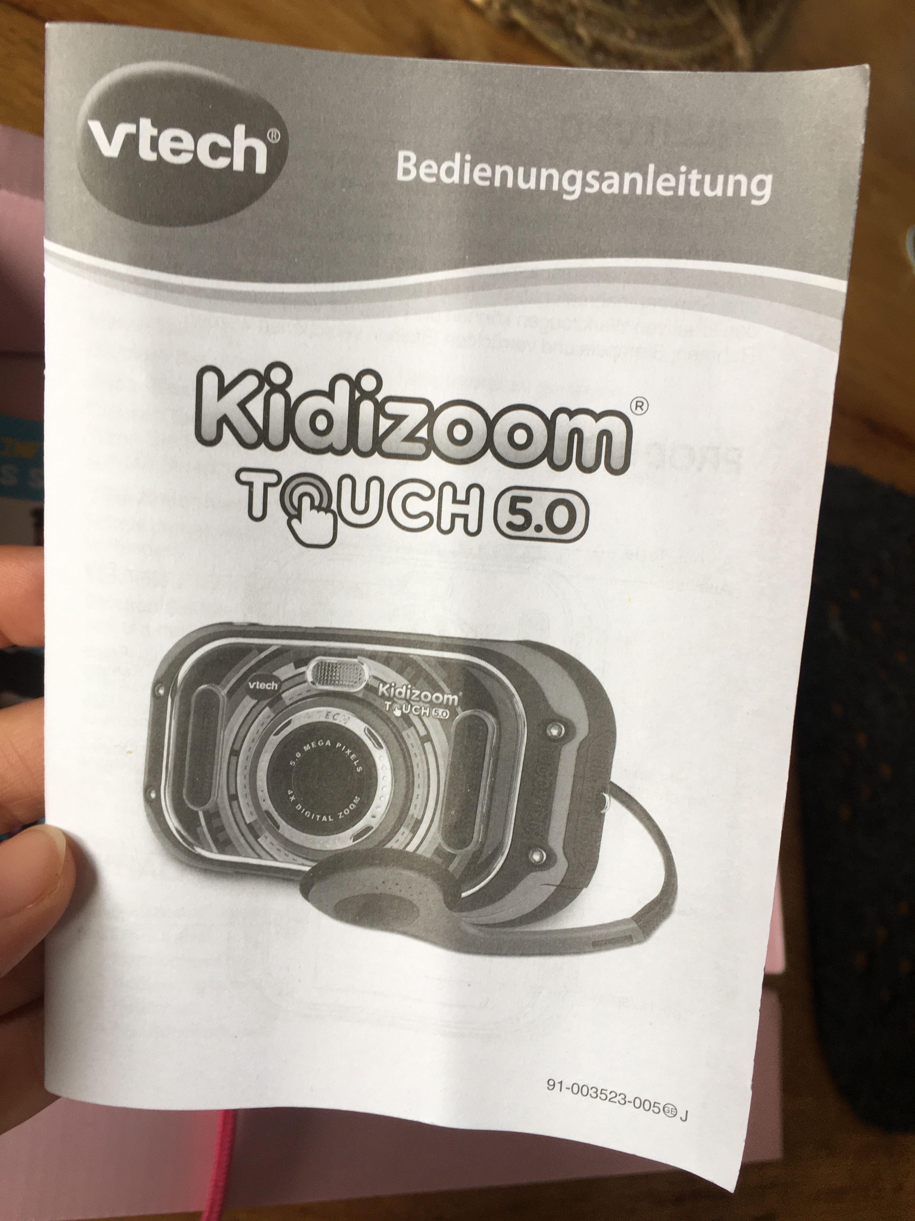 Aparat Vtech KidiZoom Touch 5.0 z kamerą, etui na ramię, dzieci 5-12