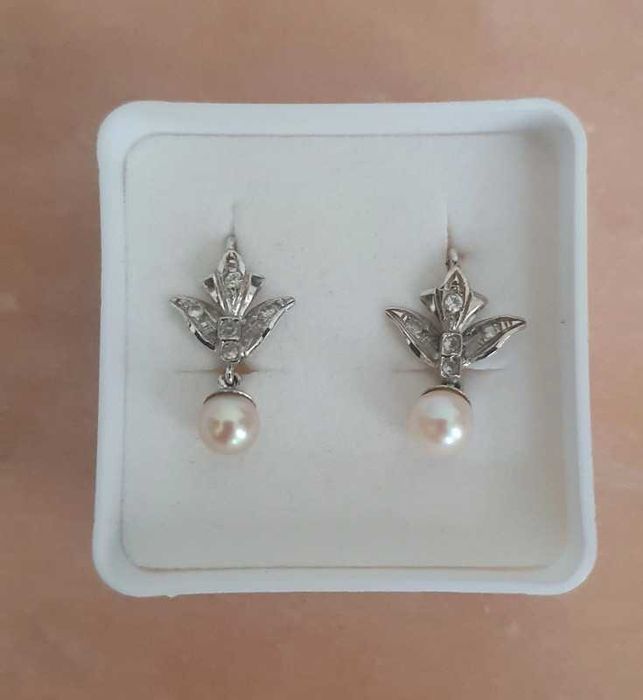 Brincos ouro branco 18 quilates